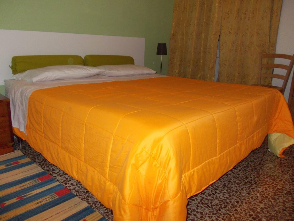 Big Brother Bed & Rooms Treviso Zimmer foto