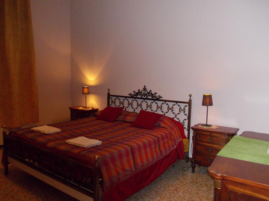 Big Brother Bed & Rooms Treviso Zimmer foto