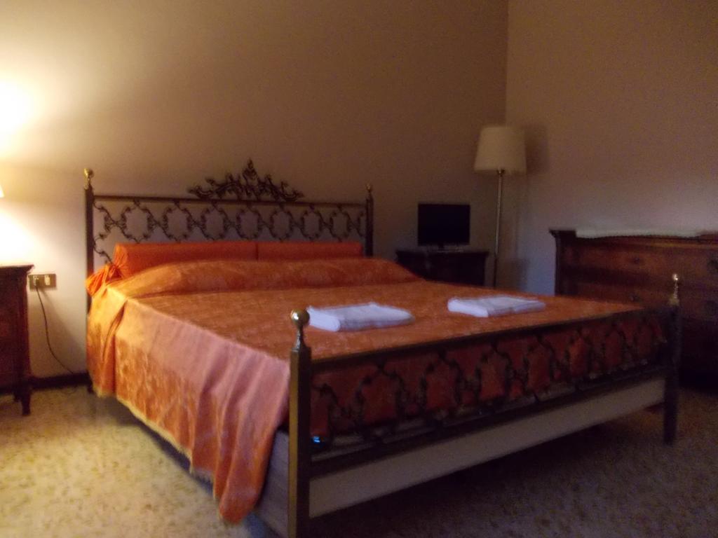 Big Brother Bed & Rooms Treviso Zimmer foto